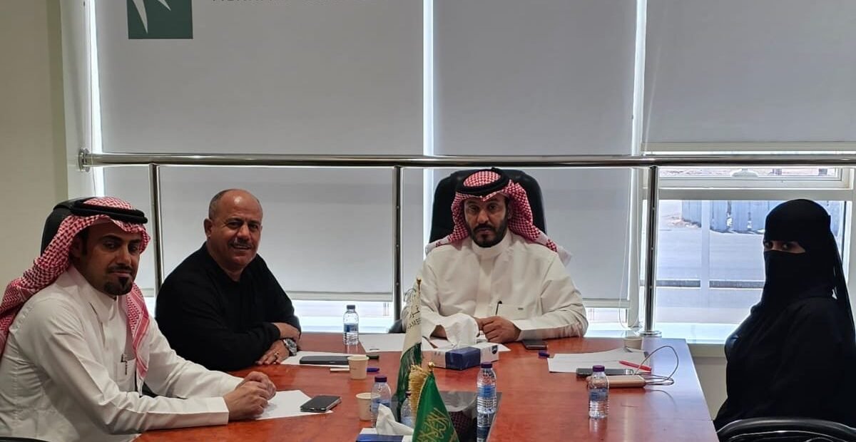 لجنة الصناعة والطاقة بغرفة الخرج تعقد اجتماعها الدوري لمناقشة آخر مستجدات منتدى الصناعة والاستثمار