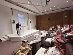 لقاء المستثمرين في المجال السياحي بحضور الأمين العام ماجد الحمدي بمسرح عبدالقادر العضياني بغرفة الخرج