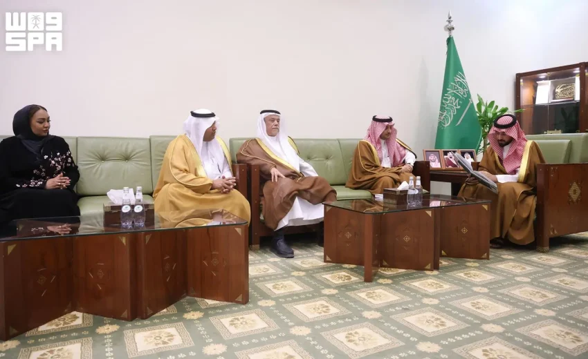 محافظ الخرج يستقبل رئيس وأعضاء اللجنة الوطنية للخدمات السياحية باتحاد الغرف السعودية
